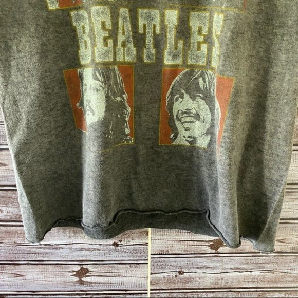 The Beatles Slightly Cropped‎ Graphic Tee Size M - Picture 4 of 9